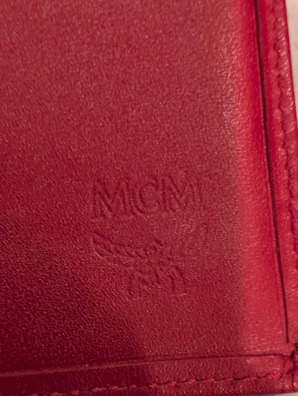 MCM Quilted Leather Trifold Wallet w/COA - Picture 5 of 16